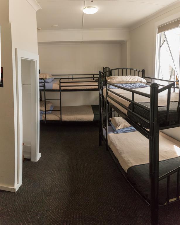 Downtown Backpackers & Accommodation Nelson Buitenkant foto